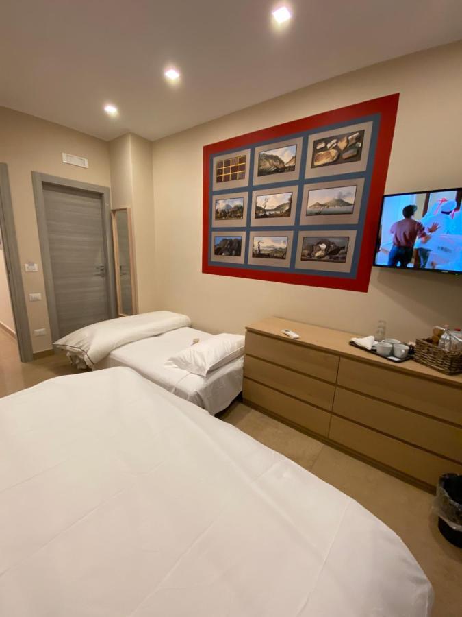Mdc Luxury * Napoli
